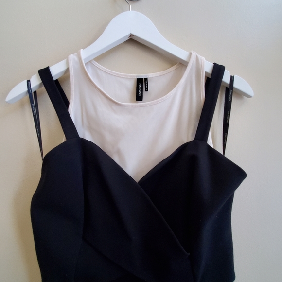 Marciano Black and White Fitted Dress,  Small Size - Picture 3 of 13